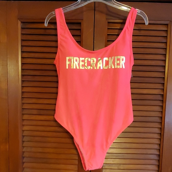 Xhilaration Other - 💥$10💥NWOT bathing suit